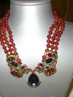 HEIDI DAUS ' YOU GOTTA LOVE IT' NECKLACE AND EARRINGS
